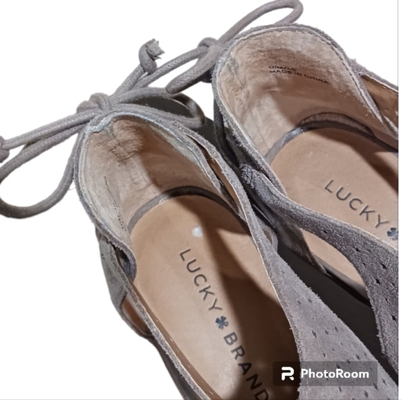 Lucky Brand Bracy Heel Peep Toe Cut Out Sandal - Picture 9 of 11